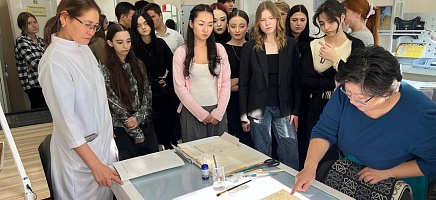 В Алматы прошли Дни открытых дверей в Архиве Президента РК фото галереи 4